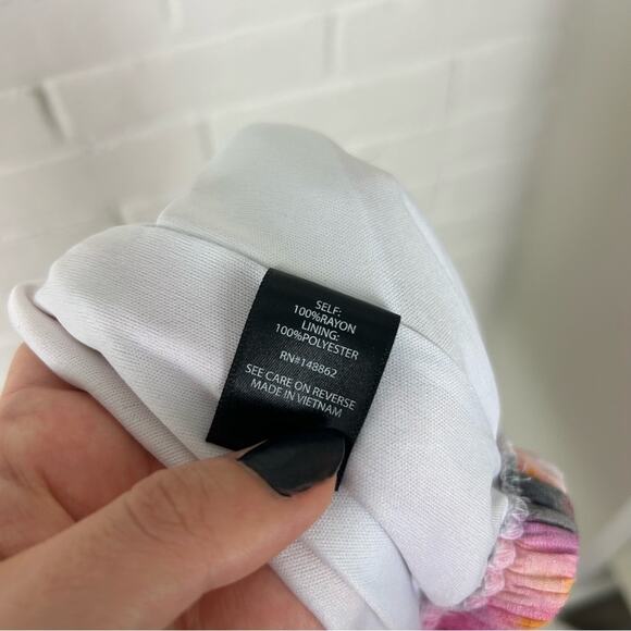 Torrid Pink Tie Dye Ruffle Detail Crop Top Size 10 M/L - Picture 6 of 11